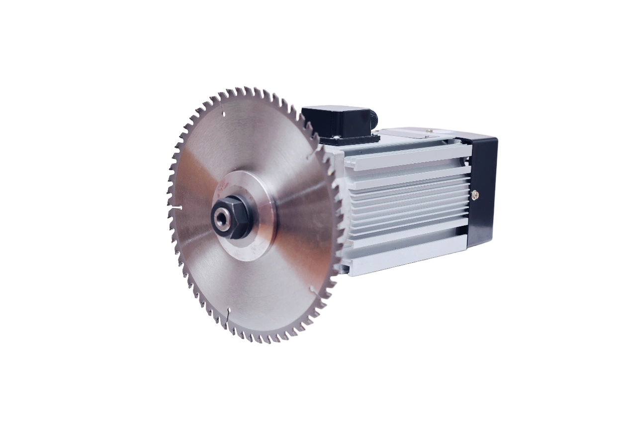 The cutting motor features high-precision concentric clamping for stable cutting, eliminating issues such as blade wobble and chipped edges that lead to scrap
